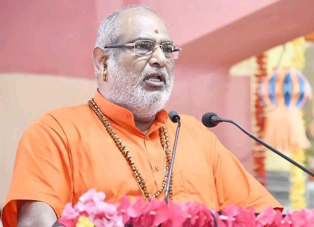 कांवड़ यात्रा में हिंदू नाम से दुकानें खोलना धोखा है अपनी असली पहचान बताएं – राष्ट्रीय अध्यक्ष महंत सुरेन्द्रनाथ अवधूत महाराज विश्व हिंदू महासंघ