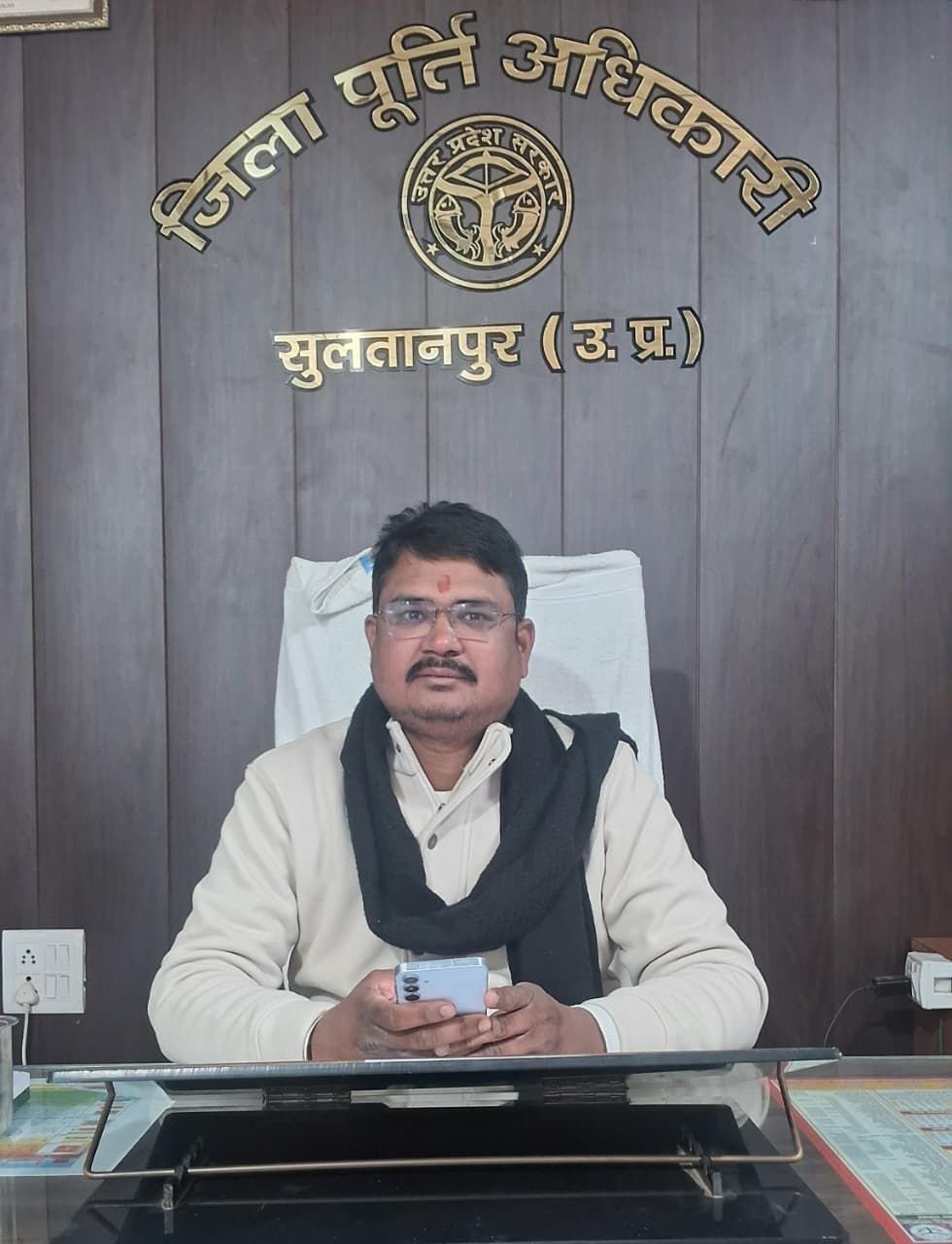 सुल्तानपुर में गैस कालाबाजारी पर प्रशासन सख्त, कई एजेंसियों पर छापेमारी