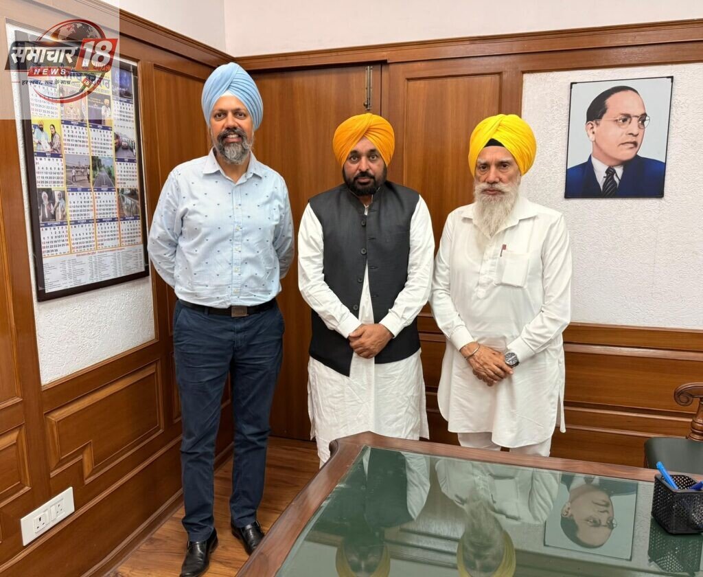 ਯੂ.ਕੇ. ਦੇ ਸੰਸਦ ਮੈਂਬਰ ਤਨਮਨਜੀਤ ਸਿੰਘ ਢੇਸੀ ਵੱਲੋਂ ਮੁੱਖ ਮੰਤਰੀ ਭਗਵੰਤ ਸਿੰਘ ਮਾਨ ਨਾਲ ਮੁਲਾਕਾਤ; ਪ੍ਰਵਾਸੀ ਪੰਜਾਬੀਆਂ ਦੇ ਮਸਲਿਆਂ, ਹਵਾਈ ਸੰਪਰਕ ਅਤੇ ਪੰਜਾਬ ਦੇ ਵਿਕਾਸ ਬਾਰੇ ਕੀਤੀ ਚਰਚਾ