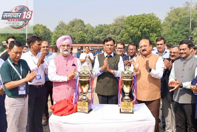 Joined Hon’ble Union Minister Shri @mansukhmandviya Ji and Hon’ble Minister, GNCTD, Shri @ashishsood_bjp Ji to inaugurate the DDA – University Sports Cup 2026 at DDA Roshanara Club today.