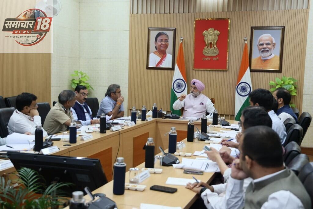 Chaired a high-level review with stakeholder agencies to tackle Delhi’s persistent parking and mobility bottlenecks.