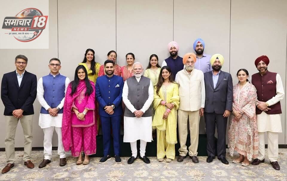 PM Modi invited S. Tarlochan Singh and family for tea to bless the newly wed couple Seerat and Udai, grand daughter of S. Tarlochan Singh